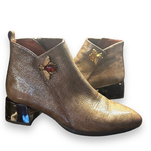 Hispanitas Guinivere Brown Leather Chelsea Ankle Boots Almond Toe - Picture 1 of 10